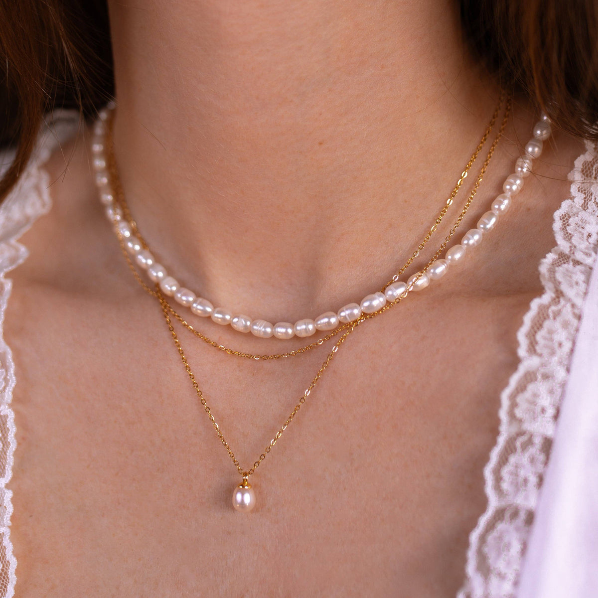 Pearl Diver Petite Necklace: Gold