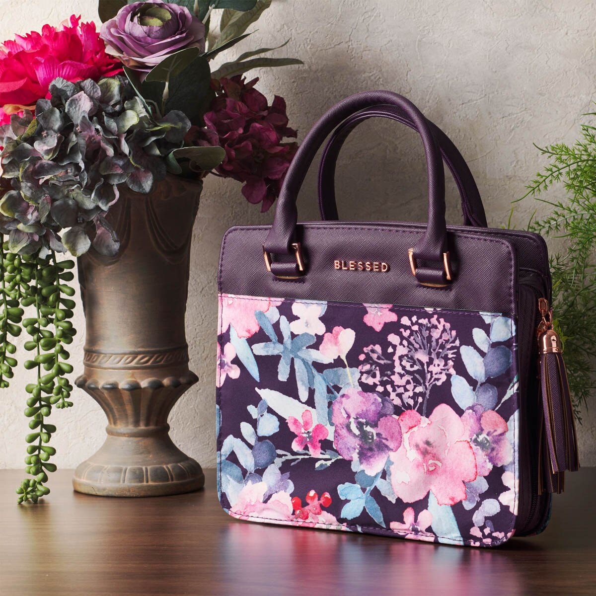 Blessed Purple Floral Faux Leather Purse-style Bible Cover: Large