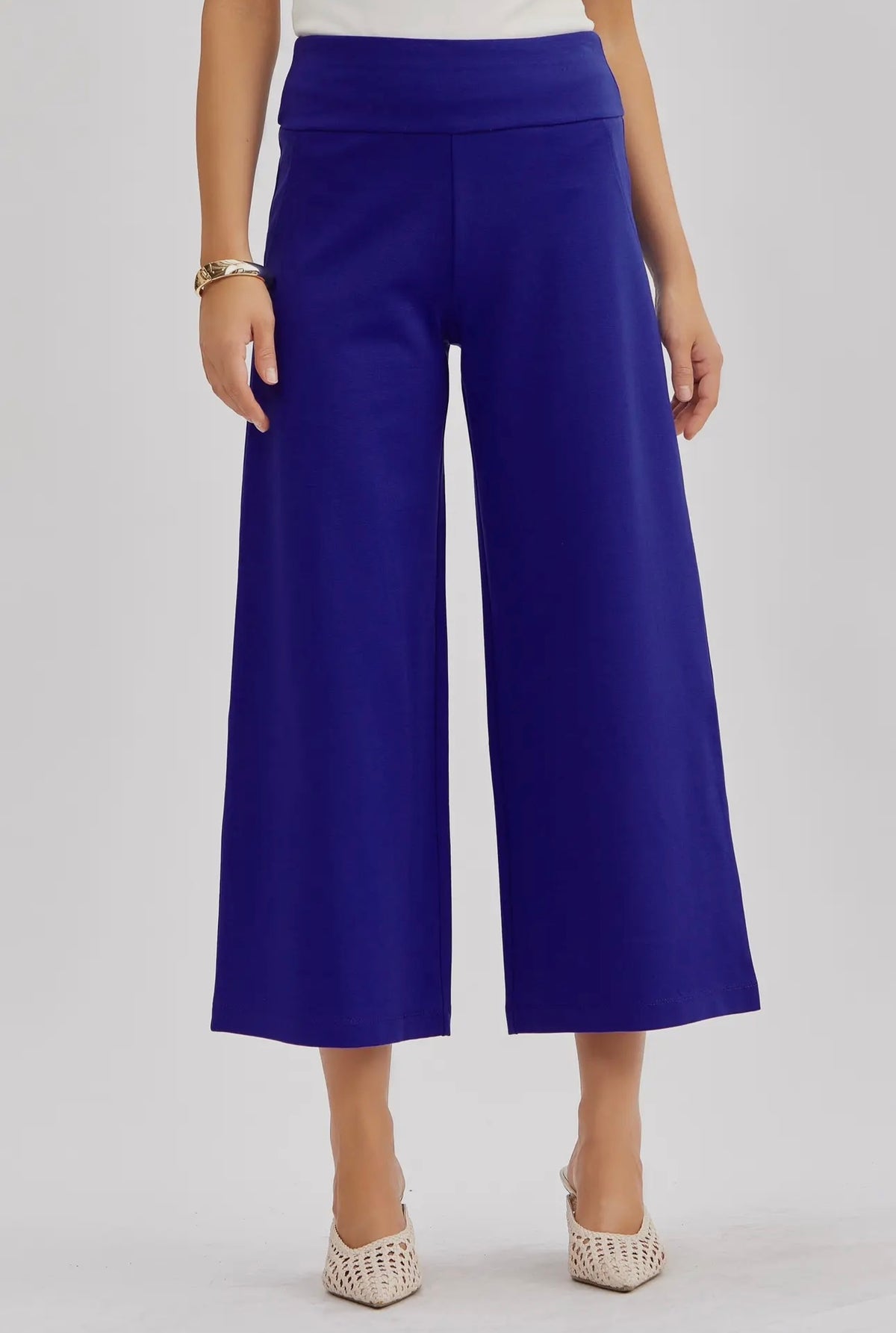 Magic Wide Cropped Pants in Royal Blue