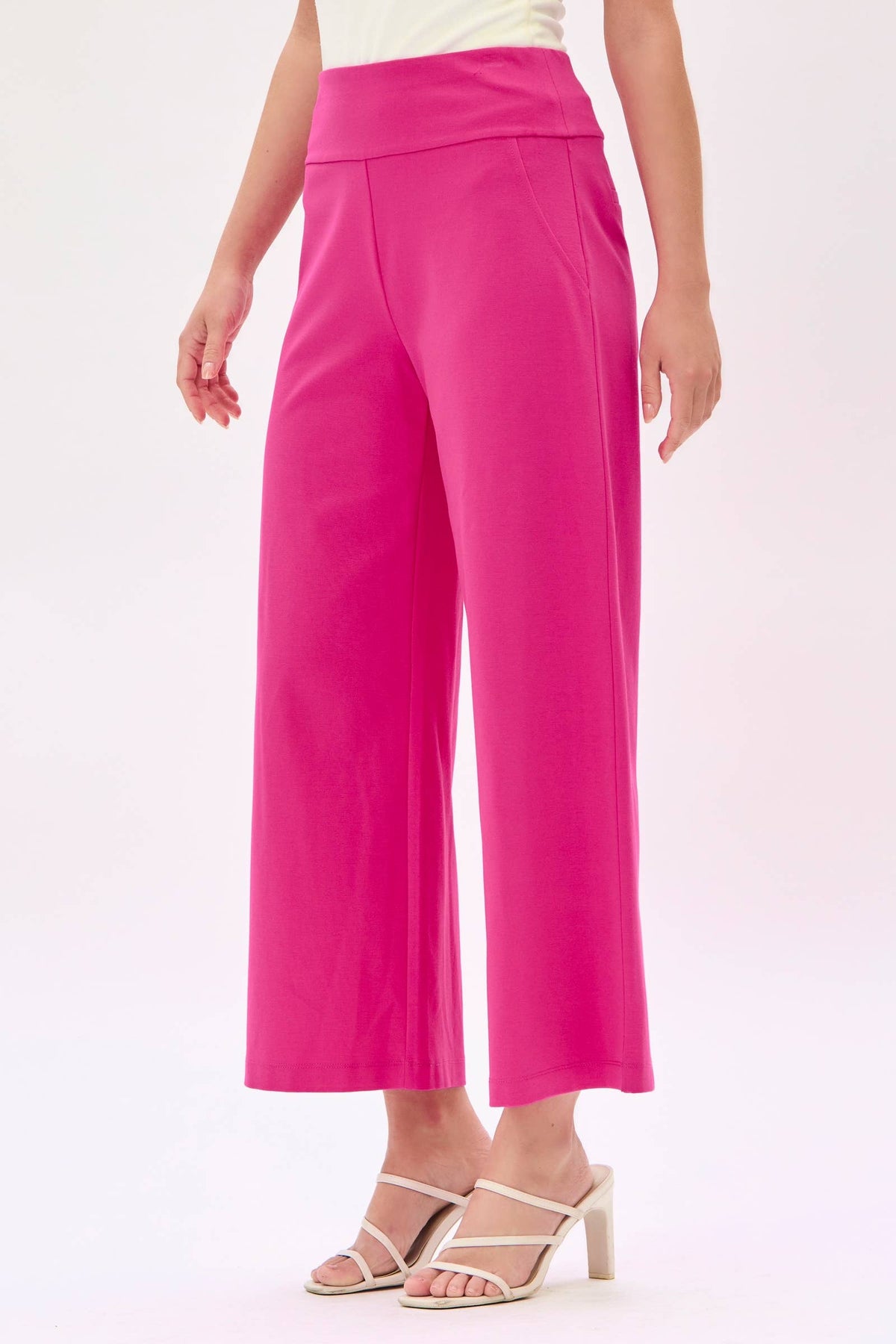 Magic Wide Cropped Pants in Pink