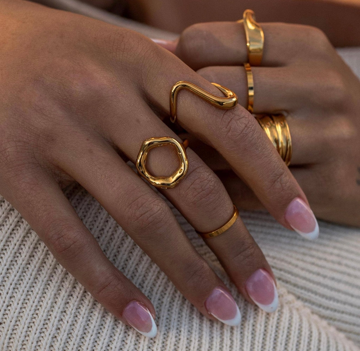 Dawn Ring by ALCO 18K