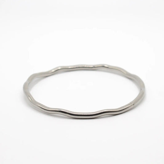 Silver Serenity Bangle ALCO 18k