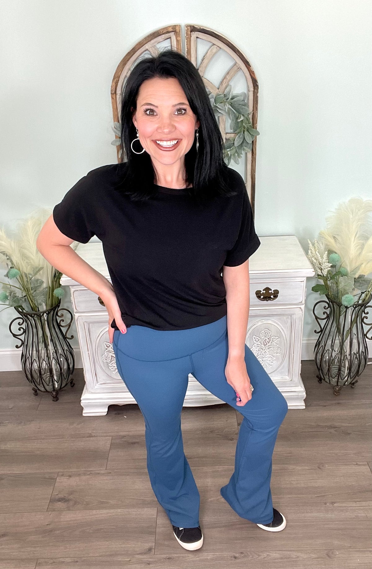 Yoga Flare Pants in Teal
