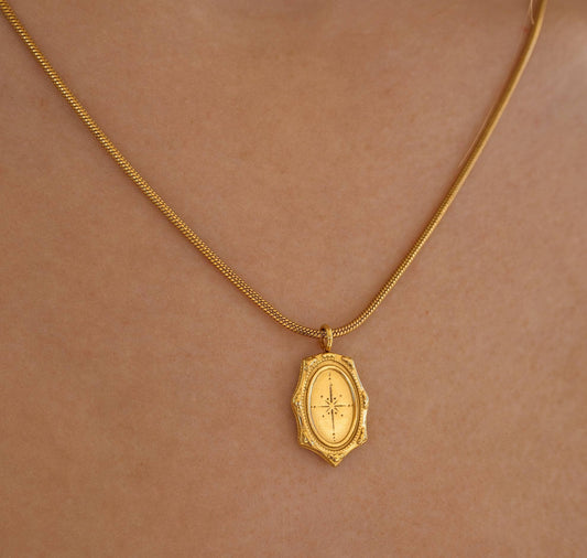 The Alchemy Necklace: Gold