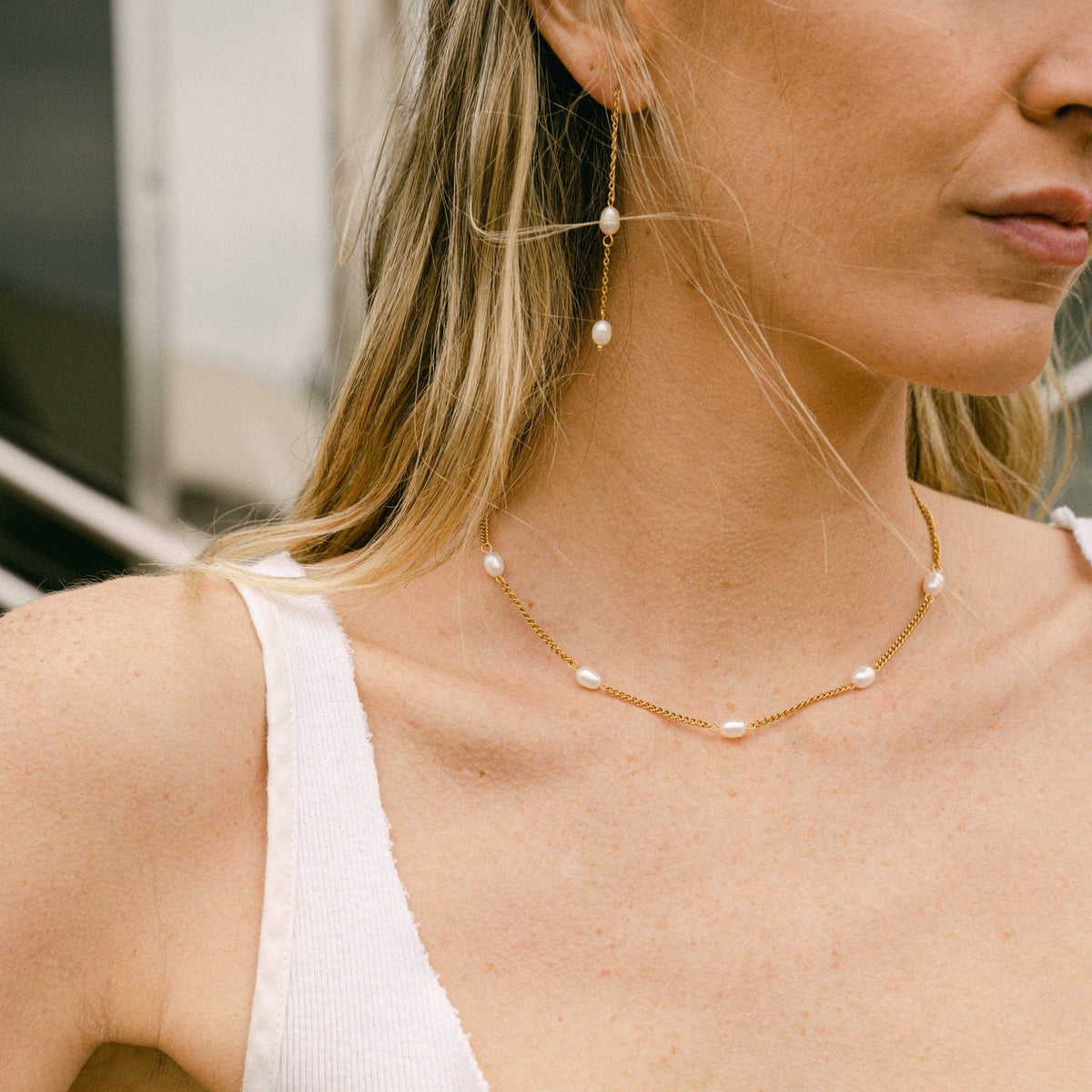 Spring of '73 Necklace: Gold