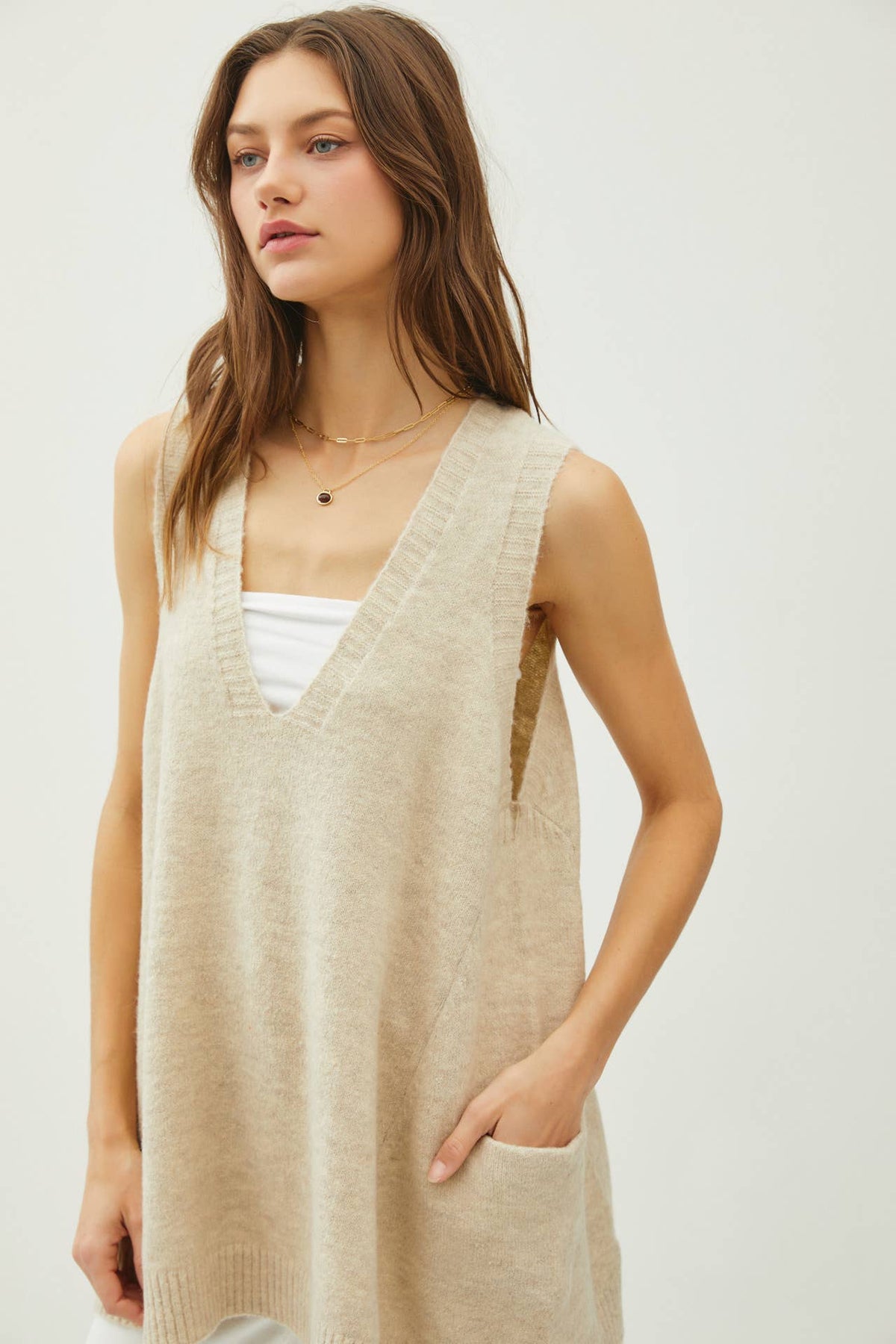 Elle Vest in Light Beige