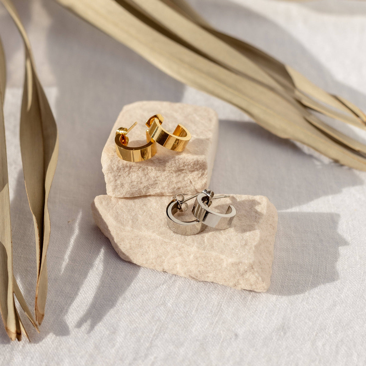 Sable Hoops: Silver