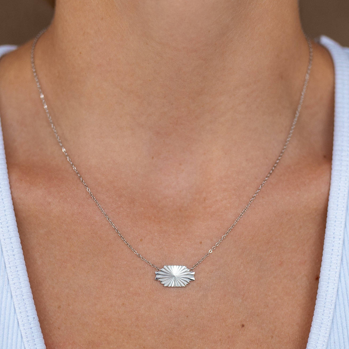 Golden Hour Necklace: Gold