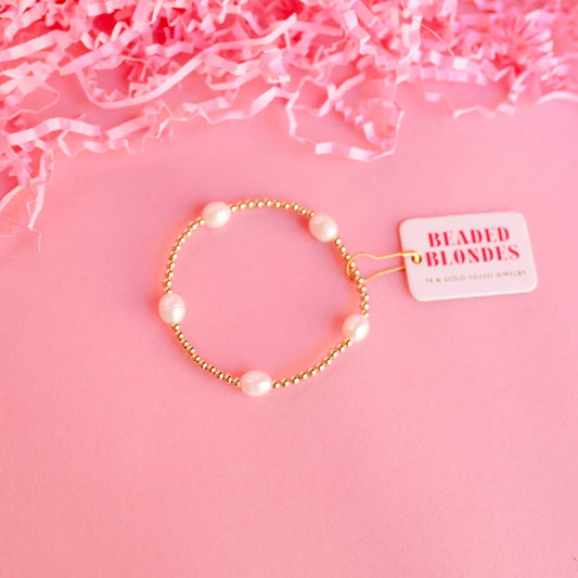 Pearl Poppi Bracelet in Gold: Standard 6.75 inch