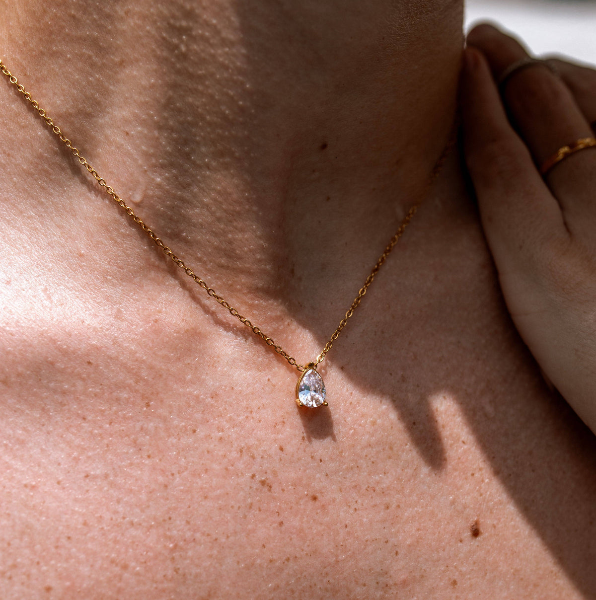 Synergy Necklace: Gold